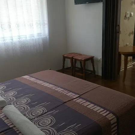 Alarlievi Otel